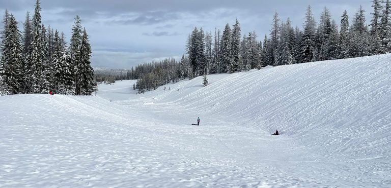 Panoramic view of the Andies Prairie sledding hill
